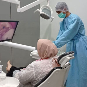 10 Dokter Gigi Surabaya Ini Paling Banyak Dicari, Terima BPJS Rating Tertinggi dan Buka Sekarang