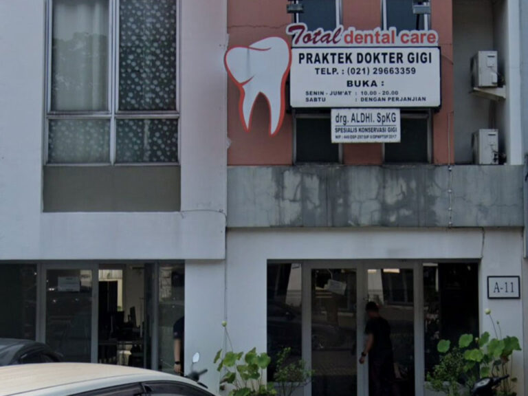 10 Dokter Gigi Tangerang Ini Paling Banyak Dicari, Terima BPJS Rating