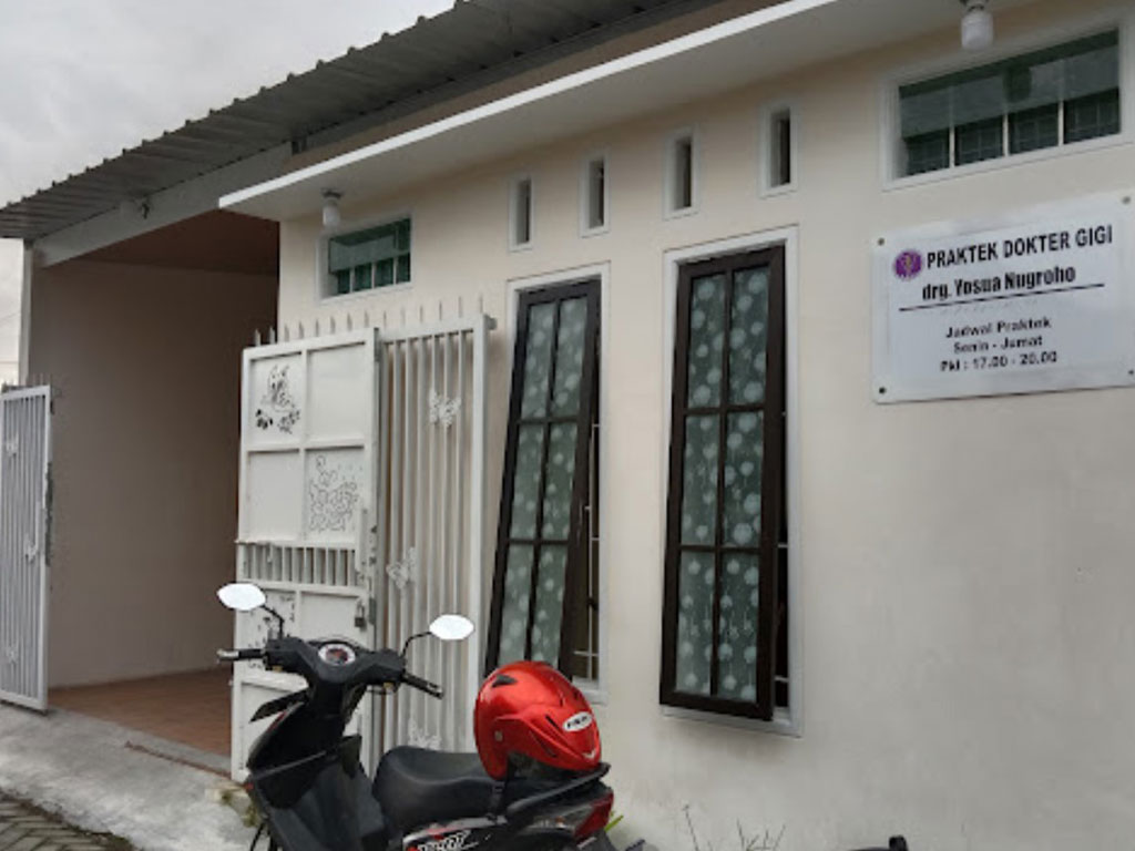 10 Dokter Gigi Blitar Ini Paling Banyak Dicari, Terima BPJS Rating