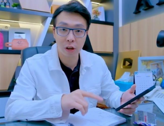 dr. Richard Lee Dokter Kulit Palembang - Photo by Google