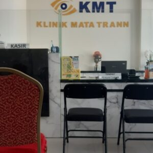 10 Dokter Mata Kediri Rating Tertinggi, No 5 dan 6 Melayani BPJS