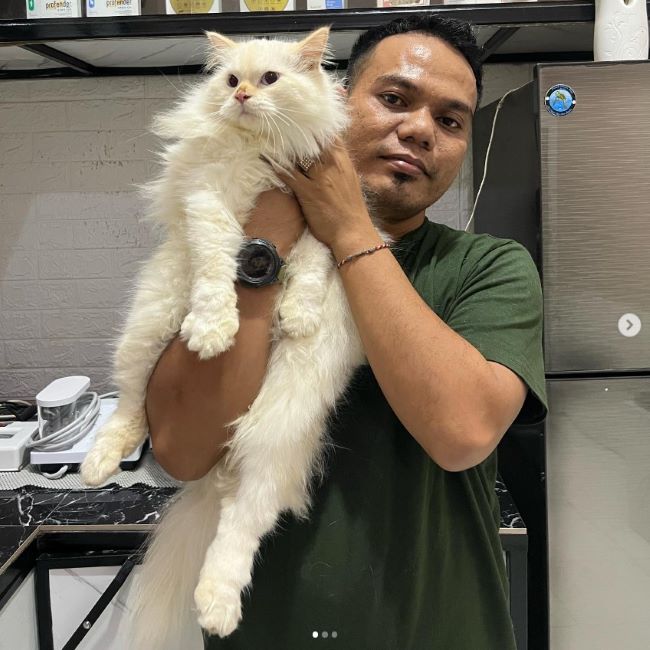 drh. Ahmad Zuhyardi Lubis Dokter Hewan Palembang - Photo by Instagram