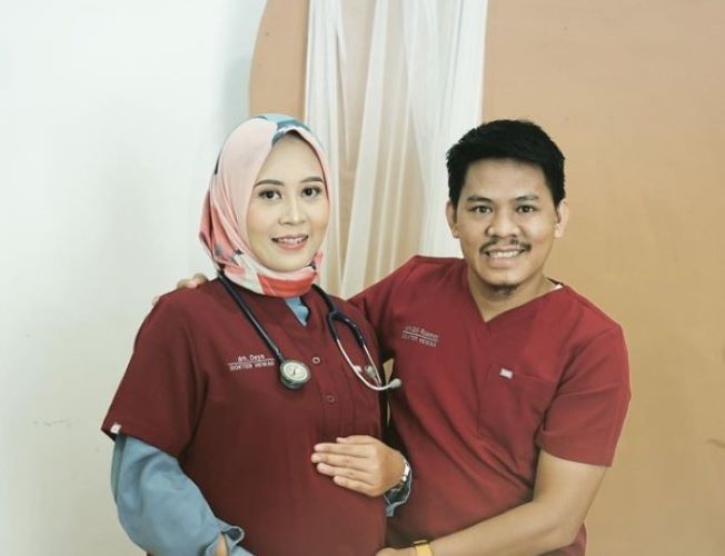 drh. Edi Rusmansyah Hutabarat dan drh. Hidayati Dokter Hewan Medan - Photo by Instagram