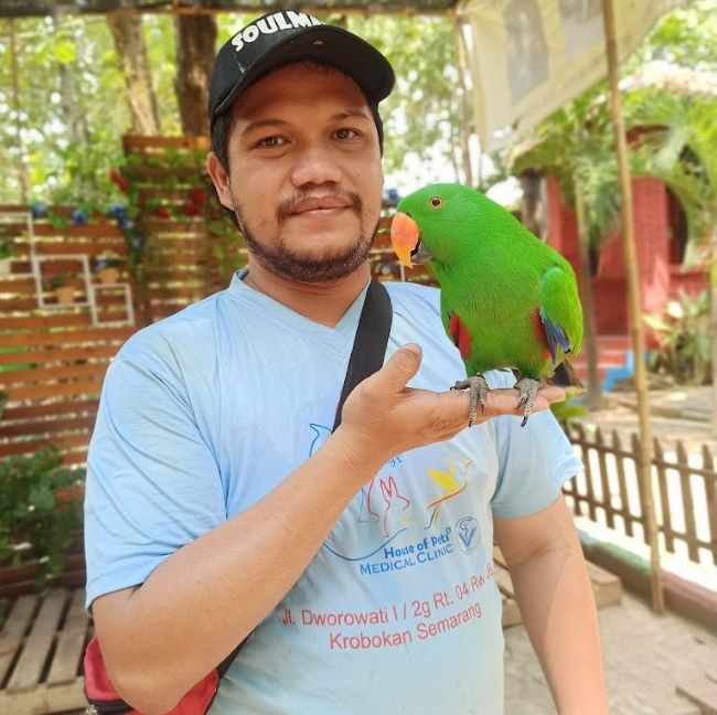 drh. Nico Setiawan Dokter Hewan Semarang - Photo by Google