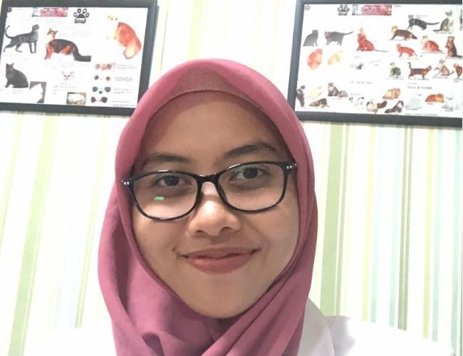 drh. Winni Aprianti Dokter Hewan Pontianak - Photo by 822 Vet Care Instagram